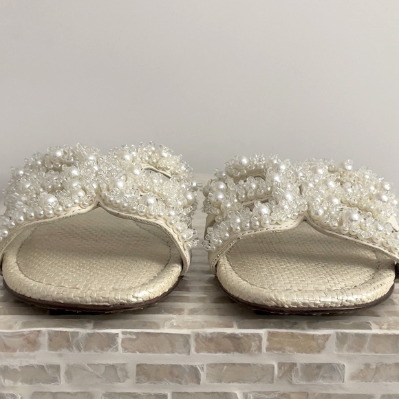 Sam Edelman Women's Ivory Pearl Slide Sandals - Picture 4 of 8